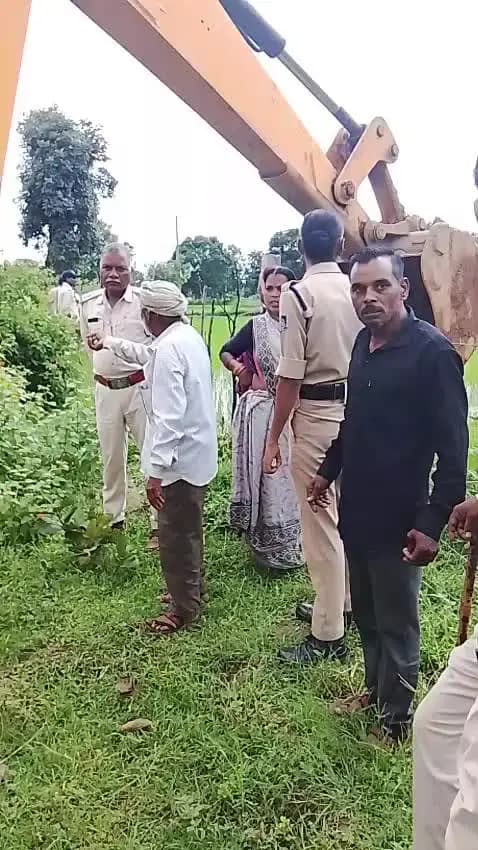 जैसीनगर कौवासराय 10/8/2026
शासकीय भूमि पर कब्जा @jaisinagar news