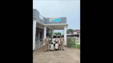 नीमच नगर: रतनगढ़ पुलिस ने बड़ी कार्रवाई करते हुए 4 किलो 100 ग्राम अवैध अफीम जब्त की