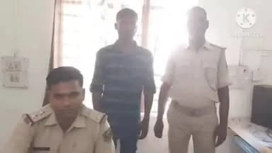 भरगामा: पति को जान से मारने की धमकी देकर महिला से शारीरिक संबंध बनाने का आरोप, आरोपी किया गया गिरफ्तार