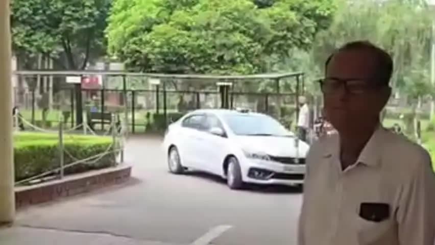 करनाल: SDM Office में लगी भयंकर आग से दफ्तर का सारा सामान जला, DC-SDM मौके पर पहुंचे