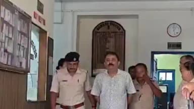 নকশালবাড়ি: সরকারি টাকা তছরুপের অভিযোগ, নকশালবাড়িতে গ্রেফতার প্রাক্তন উপপ্রধান