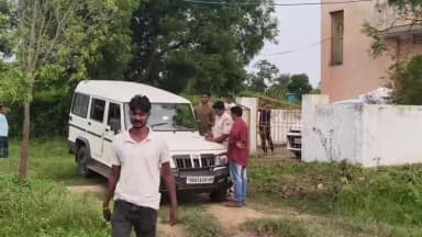 ମୋହନା: ମୋହନା ନାରାୟଣ ନଗର ରେ ଦିନ ଦ୍ୱିପହରରେ ଚୋରି ଉଦ୍ୟମ, ତାଲା ଭାଙ୍ଗି ନପାରି ଗାଡ଼ି ଗ୍ଲାସ୍ ଭାଙ୍ଗି ଫେରାର