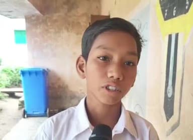 ମୋହନା: ଜଣେ ଶିକ୍ଷକ ରେ ଚାଲିଛି ଧାଡିଆମ୍ବ ସରକାରୀ ଉଚ୍ଚ ବିଦ୍ୟାଳୟ ର