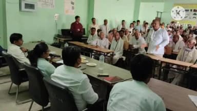 किशनी: इंडस्ट्रियल कॉरिडोर के लिए किसानों ने जमीन देने से किया इंकार, किशनी एसडीएम ने 5 गांव में की बैठक