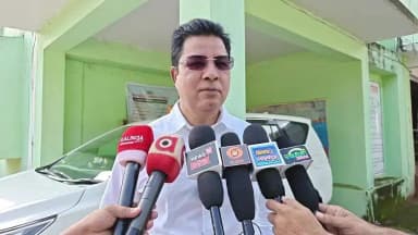 ନବରଙ୍ଗପୁର ପୋଲିସ ଷ୍ଟେସନ: ବିଶାଳ ତ୍ରିରଙ୍ଗା ବାଇକ ଶୋଭାଯାତ୍ରା ରେ ଯୋଗଦେଈ ସହର ରେ ମତ ଦେଲେ ଜିଲ୍ଲାପାଳ ଡ଼ଃ ମହେଶ୍ୱର ସ୍ୱାଇଁ