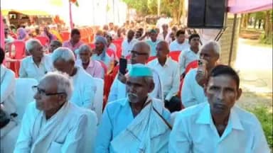 फिरोज़ाबाद: जिला मुख्यालय परिसर में आयोजित किया गया एक दिवसीय किसान मेला