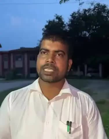 जयनगर: सीपीआई नेता राजेंद्र रजक ने राशन कार्ड के कई मामलों को लेकर कोडरमा उपायुक्त से मुलाकात की