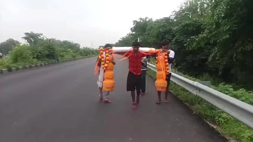 कावड़ यात्रा 61 किलो ग्राम हिरावल में आई है