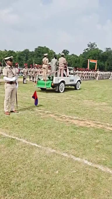 🇮🇳 स्वतंत्रता दिवस के पूर्व भागलपुर के ऐतिहासिक सैंडिस कंपाउंड मैदान में स्वतंत्रता दिवस समारोह का रिहर्सल कार्यक्रम -
🇮🇳 आइए, स्वतंत्रता दिवस को पूरे उत्साह, गौरव और देशभक्ति के साथ मनाएं।
जय हिंद! 🇮🇳
वंदे मातरम्!
#स्वतंत्रता_दिवस_2026 #IndependenceDay2026 #Bhagalpur #भागलपुर #HarGharTiranga #जय_हिंद
#deshbhakti