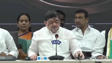 చిగురుమామిడి: ఆగస్టు 15 నుండి సెప్టెంబరు 15 వరకు “ఇంటింటా ఇందిరమ్మ కుట్టు మిషన్లు” కుట్టు మిషన్లు : మంత్రి పొన్నం ప్రభాకర్