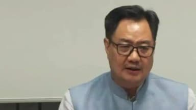 किरण रिजीजू ने प्रेस वार्ता कर राज्यसभा और लोकसभा में हुई कार्यवाही पर चर्चा की