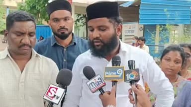 కరీంనగర్: కన్న పిల్లలు వదిలిన వృద్ధ దంపతులు అనాథలా ఆసుపత్రిలో ఉండటం కన్నీరుతెప్పిస్తుంది : టిఆర్పీ నేత అఖిల్ పాషా