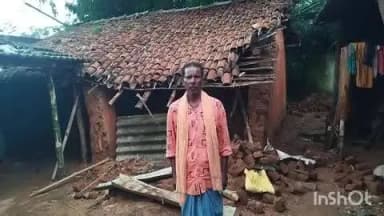 ଚମ୍ପୁଆ: ସରେଇ ଗାଁ ରେ ଲଗାଣ ବର୍ଷା ରେ ଘର ଭାଙ୍ଗି ବାରୁ ବାସହରା ହେଲେ ଶଙ୍କର୍ଷଣ ଲୋହାର
