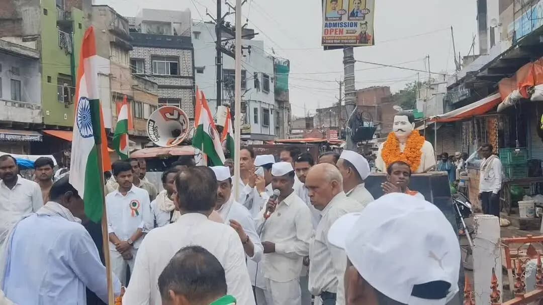 *अम्बाह में कांग्रेस ने मनाया स्वतंत्रता दिवस, विधायक ने किया ध्वजारोहण*
आदित्य सारवान संवाददाता अंबाह