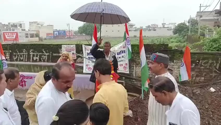 शौर्य और त्याग की प्रतीक अमर वीरांगना रानी अवंतीबाई लोधी जी की जयंती पर शत-शत नमन🙏
मातृभूमि के लिए आपका बलिदान सदैव स्