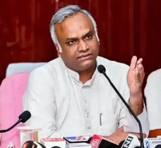 ಬೆಂಗಳೂರು ಉತ್ತರ: ಬಿ.ಎಲ್. ಸಂತೋಷ್ಗೆ ನಗರದಲ್ಲಿ ಸಚಿವ ಪ್ರಿಯಾಂಕ್ ಖರ್ಗೆ ತಿರುಗೇಟು