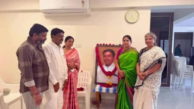మొగుళ్లపల్లి: కేసీఆర్ సతీమణి సోదరుడి కుటుంబాన్ని పరామర్శించిన బీఆర్ ఎస్ జిల్లా అధ్యక్షురాలు గండ్ర జ్యోతి