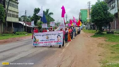 সাব্রুম: কিশোর কবি সুকান্ত ভট্টাচার্যের জন্ম শতবর্ষ উদযাপন উপলক্ষ্যে সাব্রুমে বর্নাঢ্য র্যালী অনুষ্ঠিত হয়