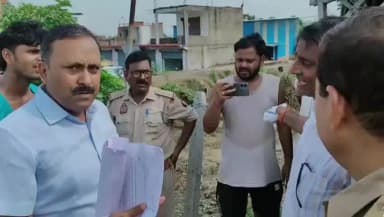 फतेहपुर: मलवा के अल्लीपुर में खड़ी फसल को गिराकर कब्जे का आरोप, जनप्रतिनिधियों का भय दिखाकर कब्जे का आरोप, तहसीलदार ने लगाई रोक