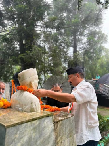 चमोली: चमोली-गोपेश्वर में 80वें स्वतंत्रता दिवस पर भव्य झांकी निकाली गई