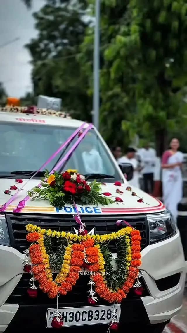 #Inauguration | मा.ना.अॅड.श्री. आकाश फुंडकर, कामगार मंत्री म.रा.तथा पालकमंत्री जि.अकोला यांच्या शुभहस्ते तसेच मा.जिल्हाधिकारी व मा.पोलीस अधीक्षक यांच्या उपस्थितीत अकोला पोलिसांचे 18 नवीन वाहनांचे उद्घाटन केले! अकोला पोलीस दलात नवीन 18 वाहने समाविष्ट!
🚨अकोला पोलीस सेवेत सदैव तत्पर! 🙏
@akashfundkar | @archit.59
| @dgpmaharashtra
#AkolaPolice #Project #CCTV #akola Van PoliceVan akola MaharashtraPolice newpolicevan akolapolice ips