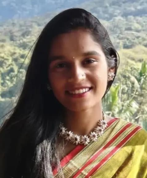 सावंतवाडी: आंबोलीत २२ वर्षांच्या आनंदी आश्लेषा मांगलेने घेतला गळफास