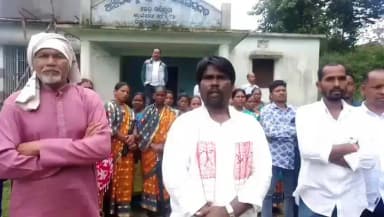 କନ୍ଧମାଳ: ସାରଙ୍ଗଡ ଠାରେ ଏକଲବ୍ୟ ବିଦ୍ୟାଳୟ ପାଇଁ କୁହୁଳୁଛି ଆନ୍ଦୋଳନ