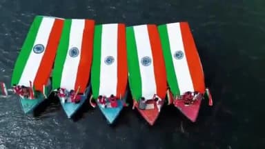 উদয়পুর: ডুম্বুর জলাশয়ে স্বাধীনতা দিবস উদযাপনের এক ভাইরাল দৃশ্য সামাজিক মাধ্যমে