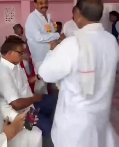 जसपुर: विधायक आदेश चौहान ने क्षेत्र में टाइल सड़क निर्माण कार्य का किया लोकार्पण
