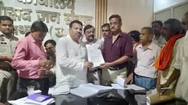 सासनी: गाड़ी संख्या 22436 नई दिल्ली वंदे भारत एक्सप्रेस के ठहराव के लिए ADHR के प्रतिनिधिमंडल ने सांसद को दिया ज्ञापन