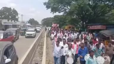 తాండూరు: తాండూర్ కు వచ్చిన మాజీ ఎమ్మెల్యే పైలట్ రోహిత్ రెడ్డికి బిఆర్ఎస్ నాయకుల ఘన స్వాగతం