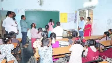 అశ్వారావుపేట: అన్నపురెడ్డిపల్లి మండలంలోని అబ్బుగూడెం గ్రామంలో ఎంపీపీ ఎస్ పాఠశాలను సందర్శించిన ఎమ్మెల్యే జారే