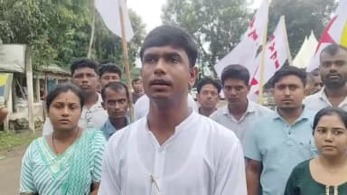 বিশালগড়: স্বাধীনতা দিবসে জাতীয় পতাকা উত্তোলন ও রক্তদানে বাধাকারীদের বিরুদ্ধে দেশদ্রোহী মামলা গ্রহণ দাবিতে আন্দোলন