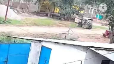 ललितपुर: ग्राम दैलवारा में ट्रैक्टर में लकड़ी भरते समय सड़क से गुजर रहे बाइक सवार की रस्सी में फंसकर गिरने से हुई मौत