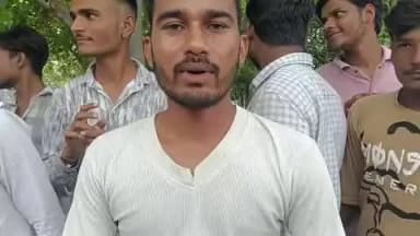 कराहल: बारिश में कीचड़ और गड्ढों से जनजीवन बेहाल, एसडीएम अभिषेक मिश्रा व जनपद सीईओ को सौंपा ज्ञापन*