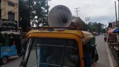উদয়পুর: উদয়পুর শহরে মহকুমা শাসকের পক্ষ থেকে জরুরি ঘোষণা মাইকিং এর মাধ্যমে স্যাটেলাইট টাউন সংক্রান্ত বিষয়ে