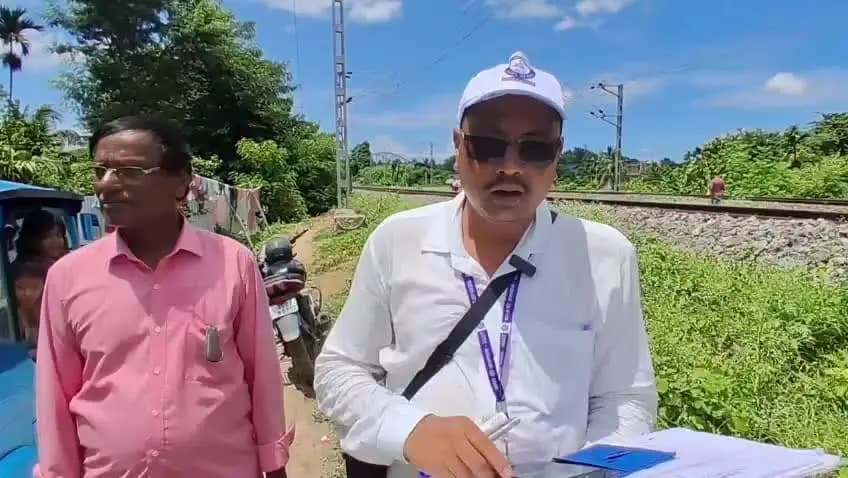 লংকা: লংকাত লোকপিয়লৰ বাবে ঘৰে ঘৰে গৈ তথ্য সংগ্ৰহ, বিভাগীয় বিষয়া কৰ্মচাৰীৰ মন্তব্য