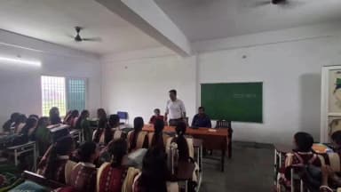 ଝାରସୁଗୁଡା: ଝାରସୁଗୁଡ଼ା ମହିଳା ମହାବିଦ୍ୟାଳୟରେ ଭୋଟର ସଚେତନତା କାର୍ଯ୍ୟକ୍ରମ ଅନୁଷ୍ଠିତ