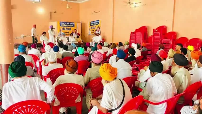 ਤਰਨਤਾਰਨ: ਪਿੰਡ ਕੱਕਾ ਕੰਡਿਆਲਾ ਵਿਖੇ ਵਿਧਾਇਕ ਹਰਮੀਤ ਸਿੰਘ ਸੰਧੂ ਦੀ ਲੋਕ ਮਿਲਣੀ, ਪਾਰਟੀ ਦੀ ਮਜ਼ਬੂਤੀ ’ਤੇ ਹੋਇਆ ਵਿਚਾਰ-ਵਟਾਂਦਰਾ