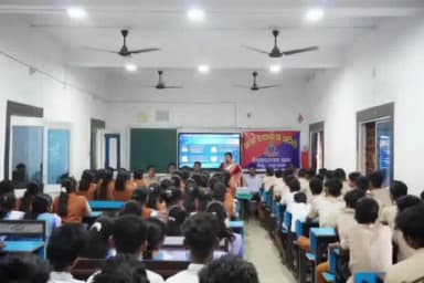 ଅନୁଗୋଳ: ବାମୁର ଠାରେ ଥିବା ଯୁବଜ୍ୟୋତି ସରକାରୀ ଉଚ୍ଚ ବିଦ୍ୟାଳୟ ପରିସରରେ ସଚେତନତା କାର୍ଯ୍ୟକ୍ରମ ଅନୁଷ୍ଠିତ