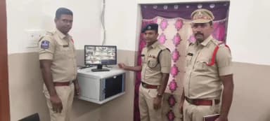 తాడ్వాయి: నార్లాపూర్ పోలీస్ స్టేషన్లో ములుగు డీఎస్పీ ఆకస్మిక తనిఖీ