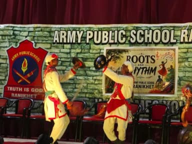 रानीखेत: आर्मी पब्लिक स्कूल रानीखेत में "रूट्स एंड रिदम" से जीवंत हुई उत्तराखंड की लोक संस्कृति