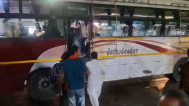 छतरपुर नगर: चलती बस में नवजात का जन्म, एंबुलेंस न मिलने पर ड्राइवर ने बस को सीधे जिला अस्पताल पहुंचाया