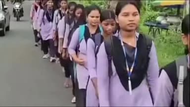 କେନ୍ଦୁଝର ସଦର: ରାଇସୁଆଁ ସ୍ନାତକ ମହାବିଦ୍ୟାଳୟରେ ପ୍ଲସ୍ ଥ୍ରୀ ଛାତ୍ରଛାତ୍ରୀଙ୍କଠାରୁ ରିଆଡମିଶନ୍ ବାବଦକୁ ଟଙ୍କା ନିଆଯାଉଥିବା ପ୍ରତିବାଦରେ ଜିଲ୍ଲାପାଳଙ୍କୁ ଅଭ