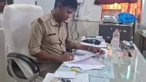 जयसिंहनगर: वार्ड क्रमांक 10 से पुलिस ने किशोरी को किया दस्तयाब, परिजनों को किया सुपुर्द