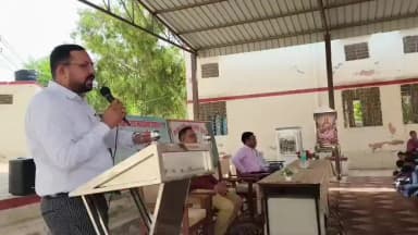 टिब्बी: तलवाड़ा झील में विधिक चेतना शिविर आयोजित, 'शोषण के खिलाफ आवाज उठाएं, स्वयं अपने रक्षक बनें' - एसीजेएम तुषार बिश्नोई