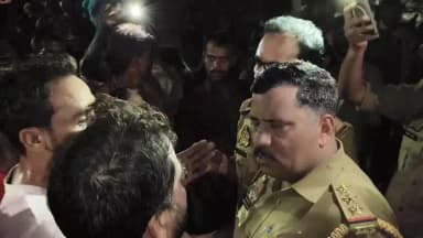 हैदरगढ़: रेवतीपुरवा गांव में जमीन विवाद पर फायरिंग, 55 वर्षीय हंसराज गंभीर घायल, बाद में हुई मौत, एसपी भारी पुलिस बल के साथ मौजूद