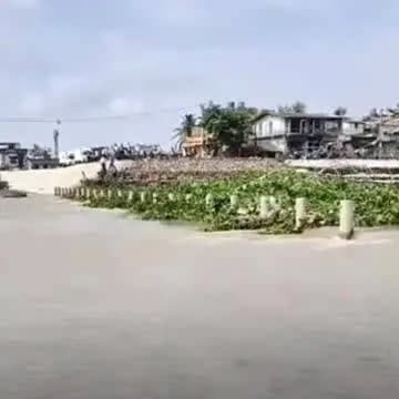 দাসপুর ২: খুকুডদহ ক্রস ব্রিজে জল, ক্রস ব্রিজের ওপর থমকে যানচলাচল