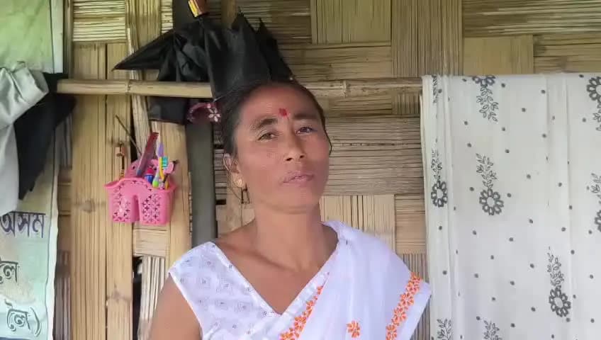 নাৰায়ণপুৰ: পৰকীয়া প্ৰেমৰ পৰিণতি ধলপুৰৰ জামুগুৰিত পালেহি অগ্নি নিৰ্বাপক বাহিনী