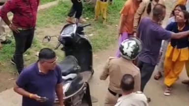 हरदा: श्रीधाम कॉलोनी में आवारा जानवरों को पकड़ने गई नगर पालिका टीम पर हमला
